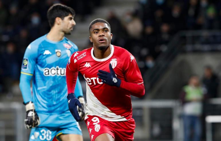 引进国际资 引进国际资