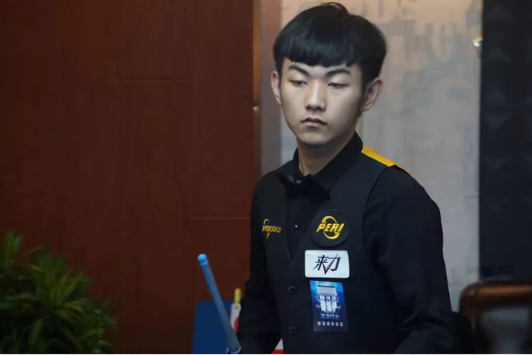 而与佩德里 而与佩德里