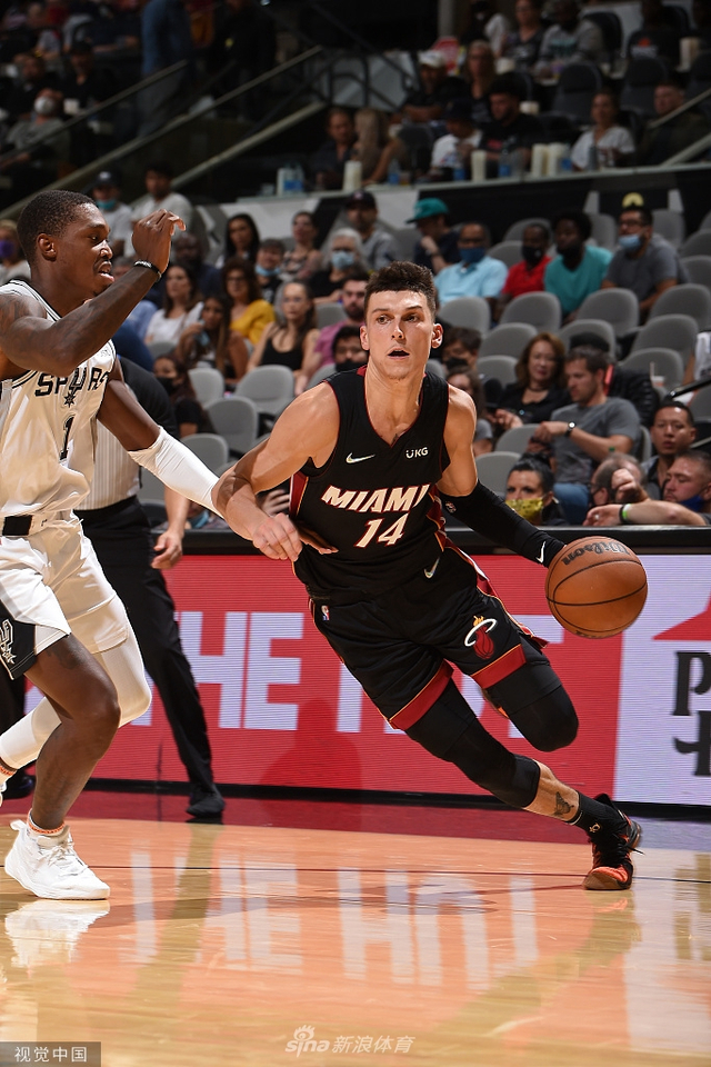 他的职业生 他的职业生